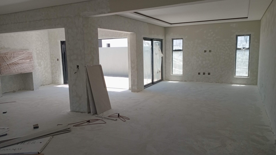 4 Bedroom Property for Sale in Sandown Western Cape